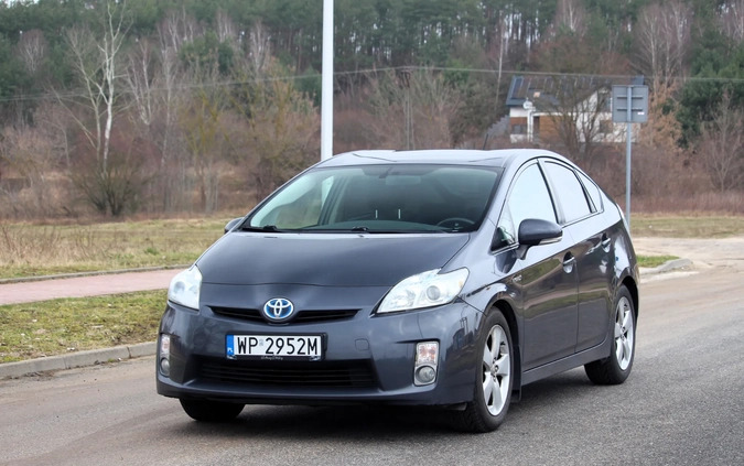 Toyota Prius cena 38300 przebieg: 206337, rok produkcji 2011 z Płock małe 704
